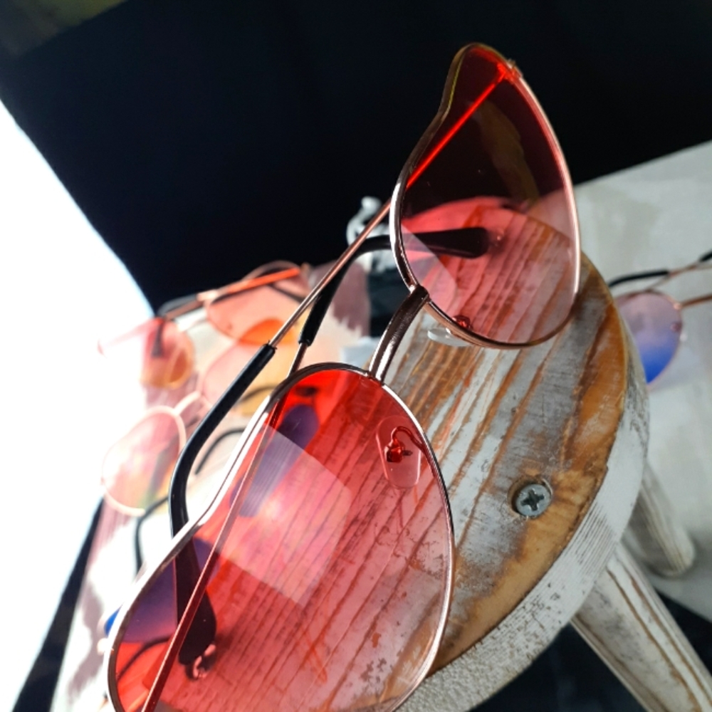 Womens Heart Summer Fashion Peachy Cream Sunglasses